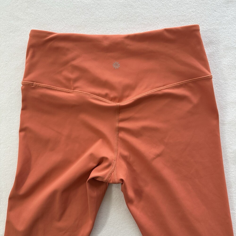 Athleta Orange‎ 3/4 Crop Leggings Medium Sporty Chic Performance Wear Key Pocket - Picture 7 of 11